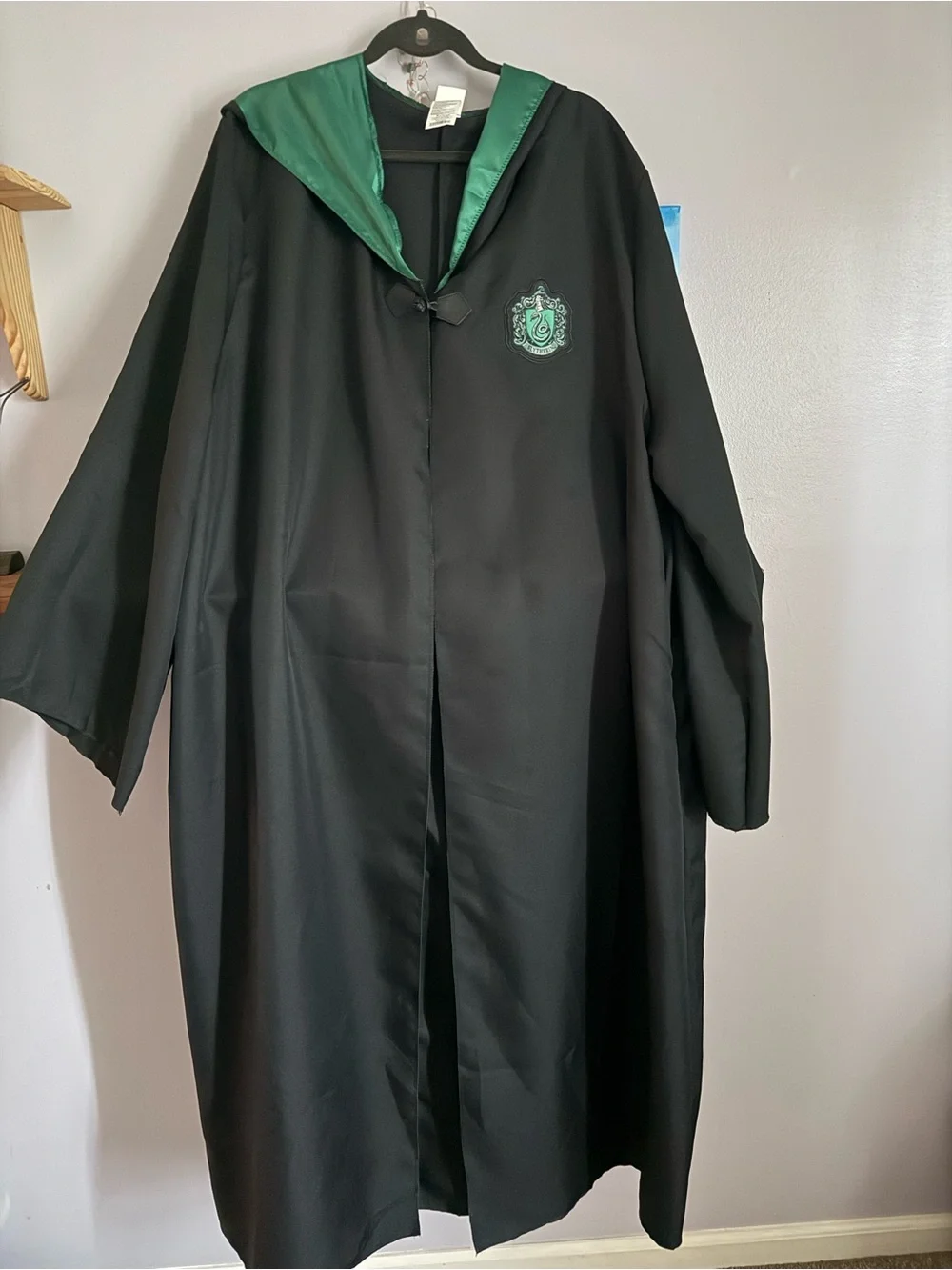 Slytherin Black Robe with Green Trim with Matching Tie